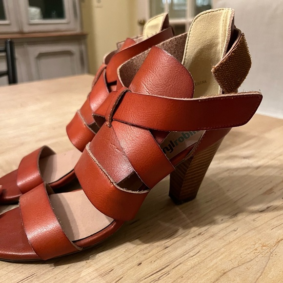 Farylrobin Tan Leather Strappy Heels - Picture 1 of 3